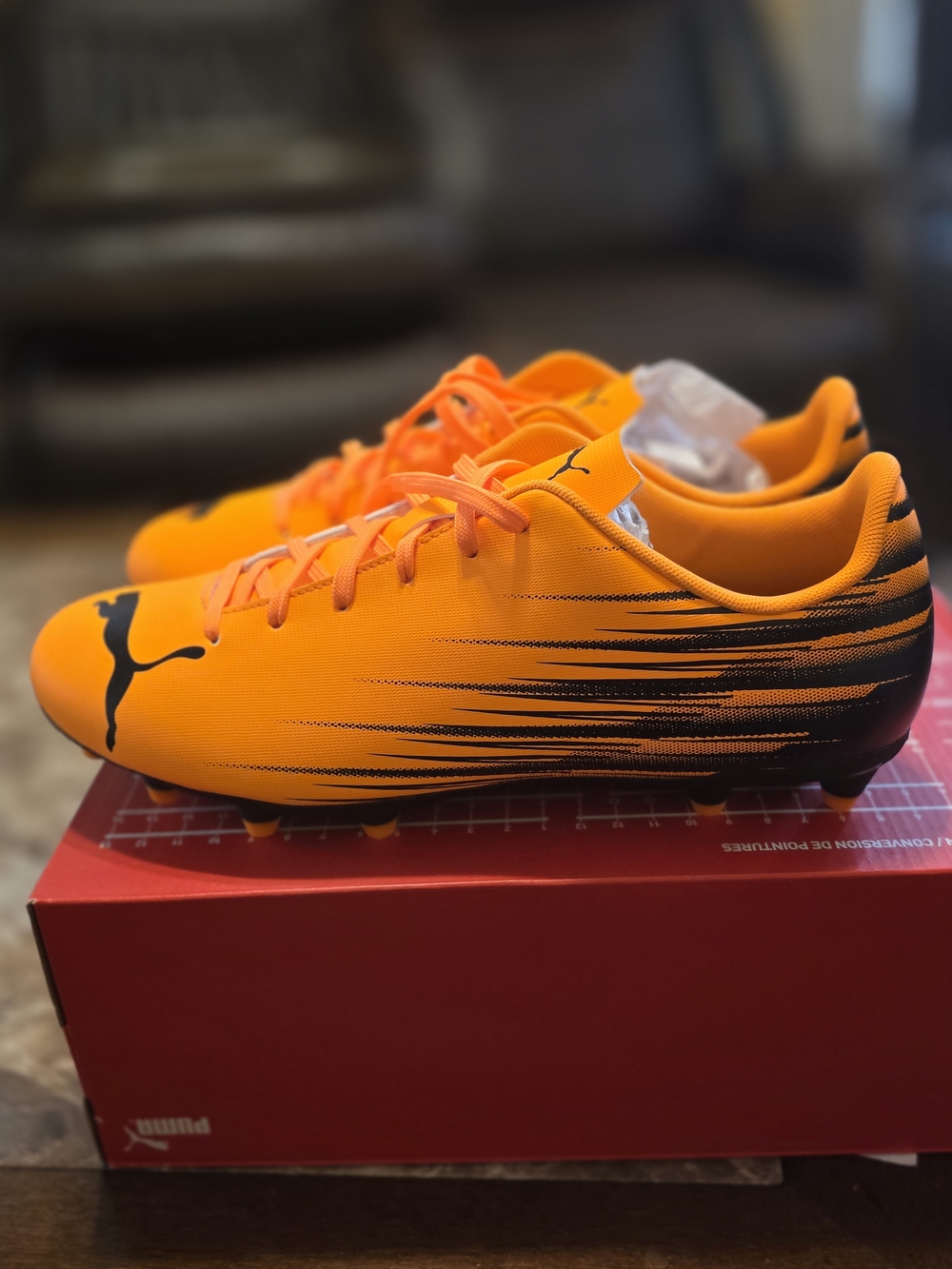 Puma Men’s Orange Performance Soccer Shoes - Picture 6 of 6